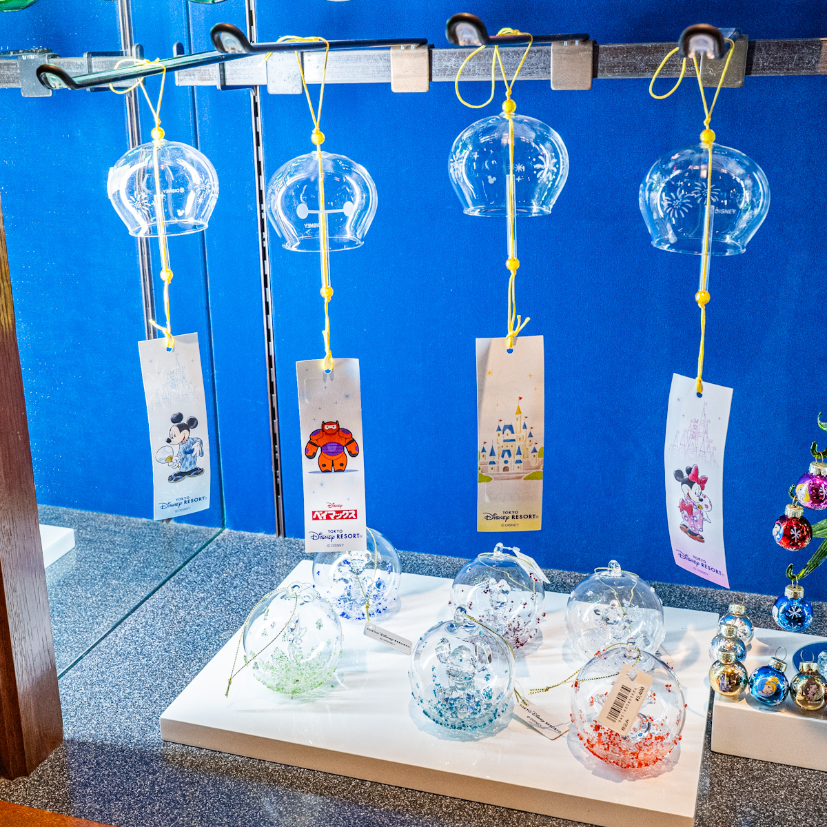 ミッキー、ミニー、ベイマックスなど！東京ディズニーランド「ガラスの