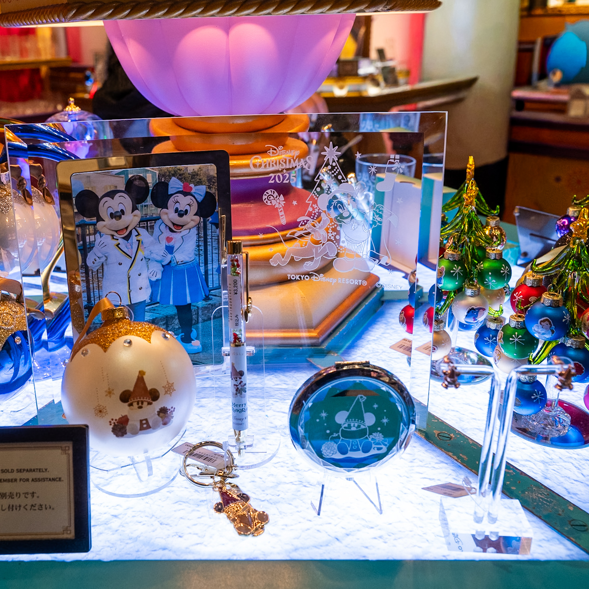 リルリンリン”のキーチェーンやボールペンなど！東京ディズニー