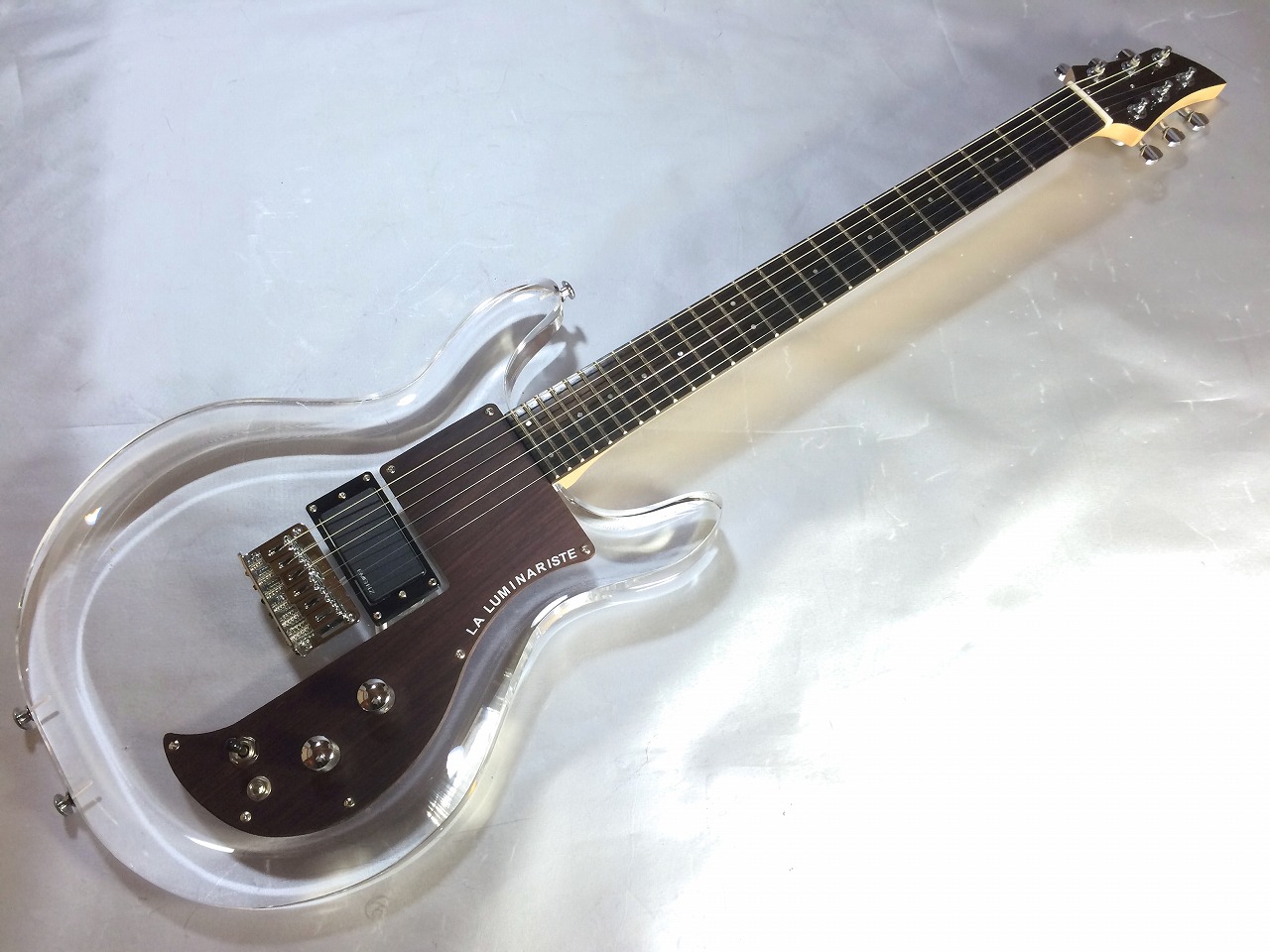 光る！！アクリルギター&ベース！！ | DJ機材/PCDJ/電子ドラム