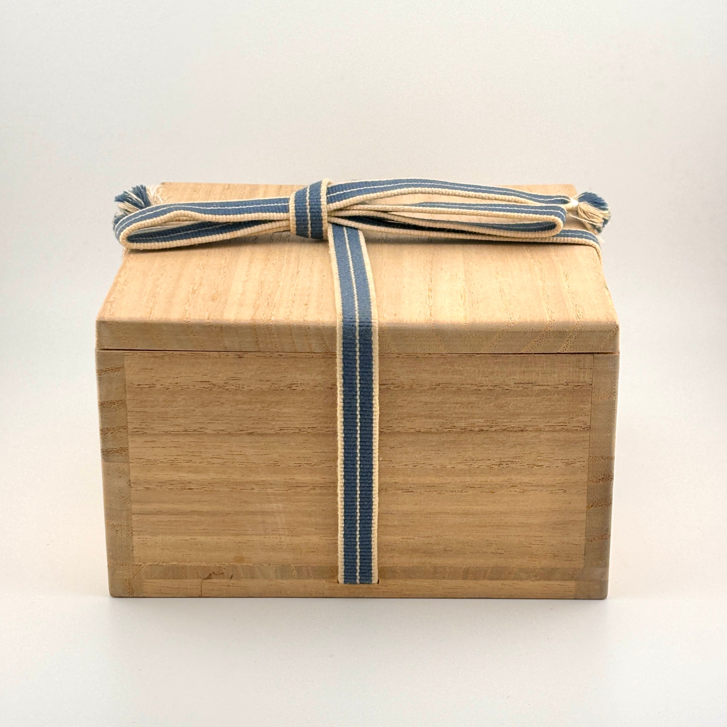 壺屋焼 人間国宝 金城次郎作 魚紋マカイ – 生活民芸 なかむた