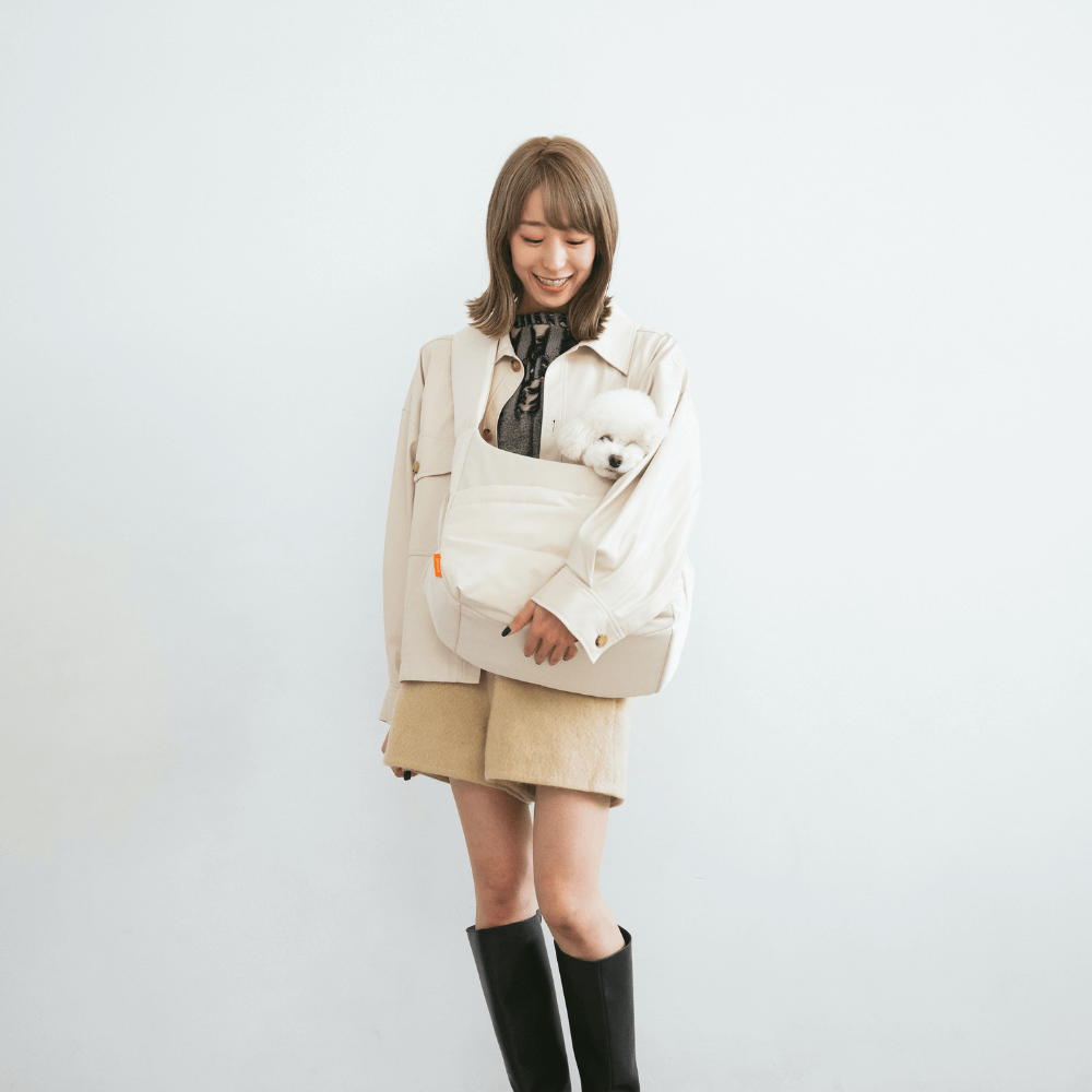 CROSS CARRY BAG｜小型犬用キャリーバッグ。軽くて自由な都会派スリング