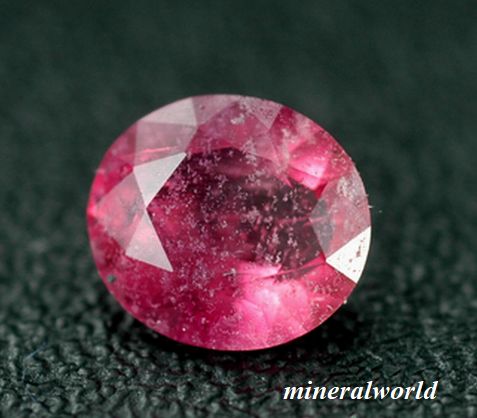 天然レッド・ベリル(ビクスバイト)＊0.22ct＊アメリカ産-ユタ州