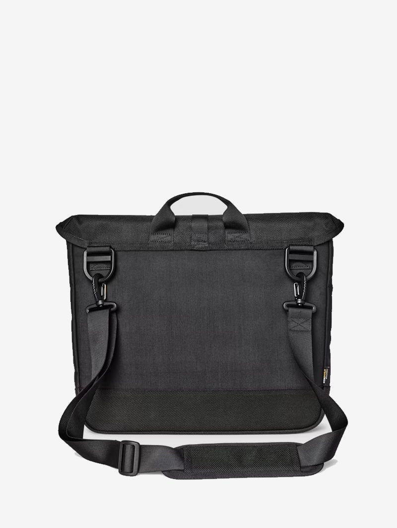 Filson Surveyor Messenger Bag in Black - Mildblend Supply Co
