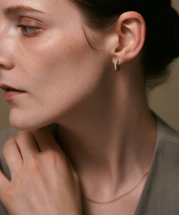 K10YG パール リバーシブル ハグイヤリング（704015） ｜ women