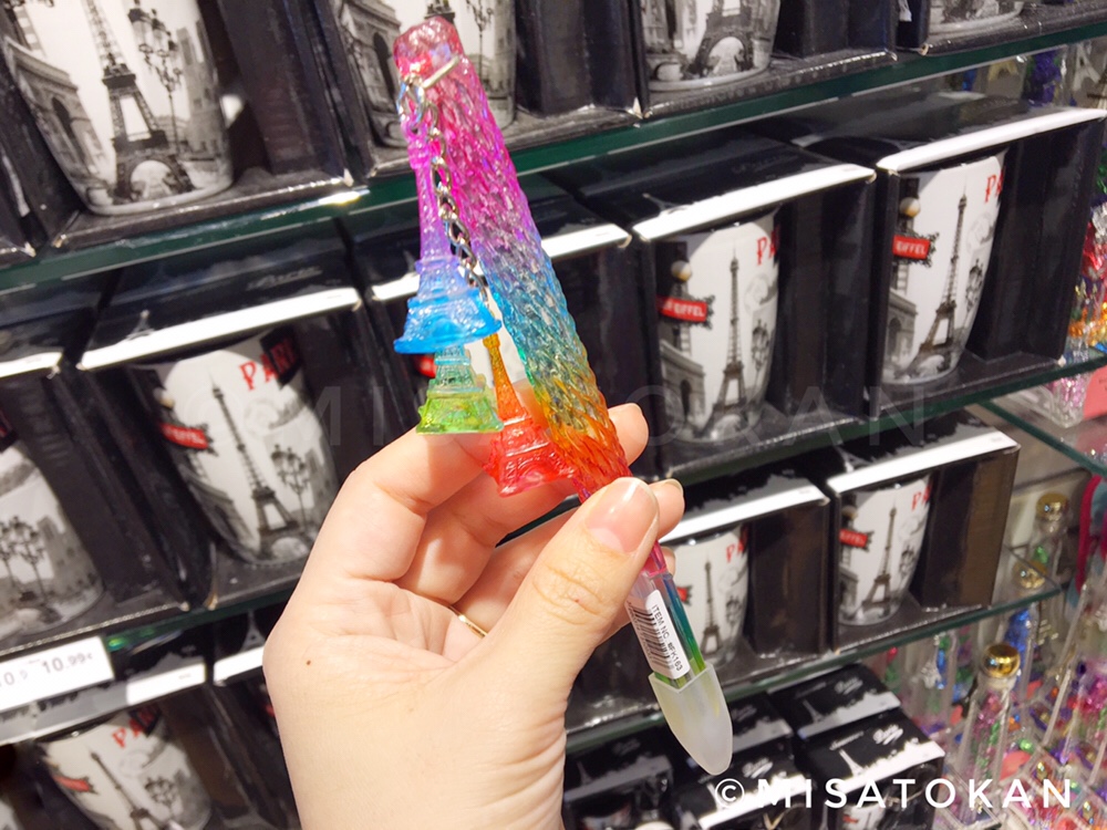 世界の文具店パリ編 エッフェル塔のお土産屋さん | STATIONERY RESTAURANT