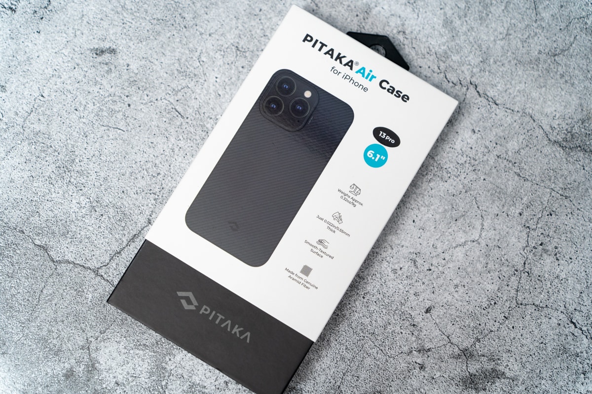 Apple iPhone 13 ミッドナイト 本体 pitaka ケース付 iPhone 13