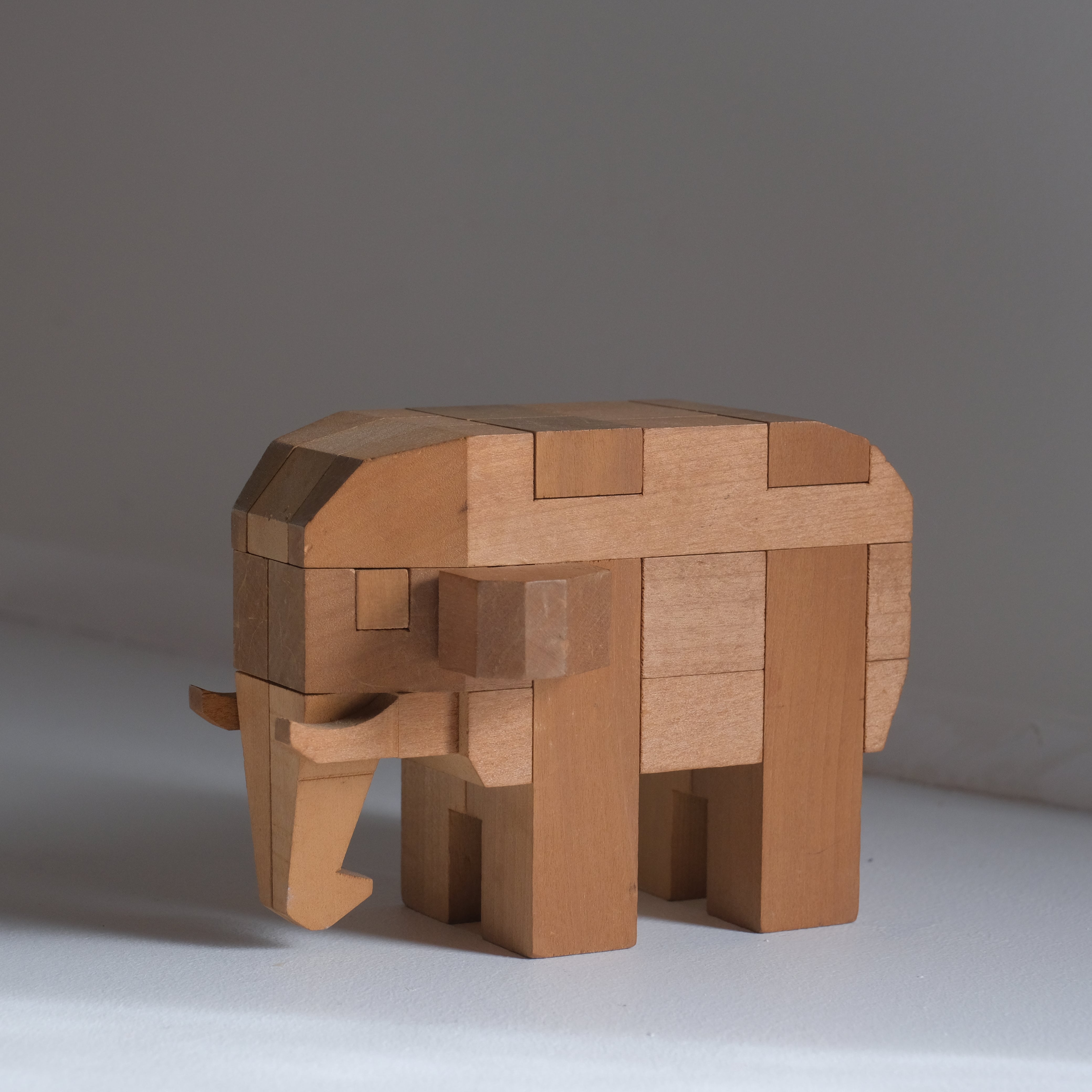 組木パズル - ゾウ- / 山中組木工房 – MISENOMA