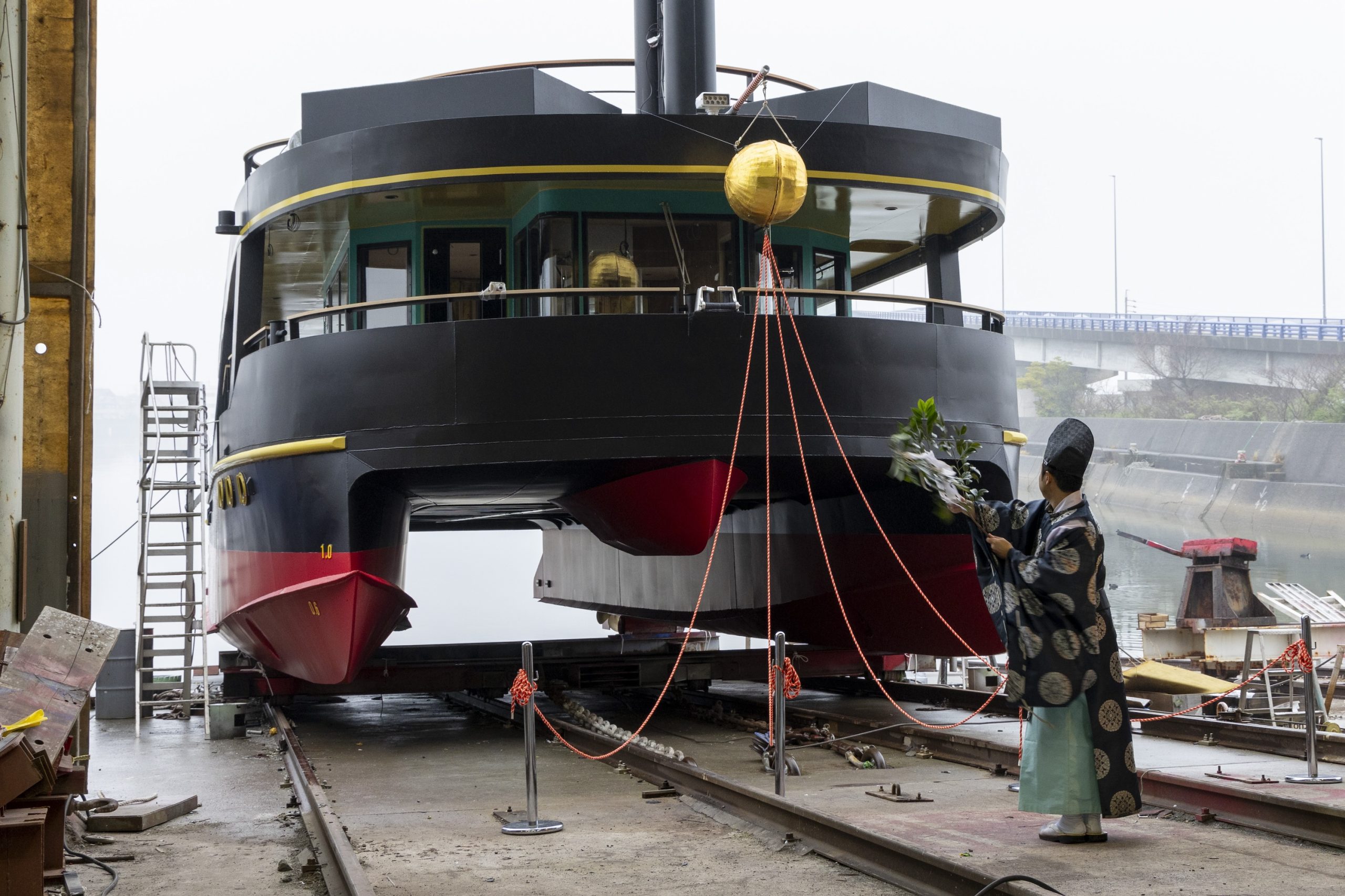 新造船世界最速レビュー】NEW KUROFUNEの「進水式」に潜入！【阿部