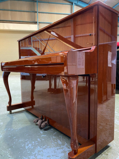 中古ピアノ カワイ(KAWAI LD22WF) ラグジュアリーなアップライトピアノ