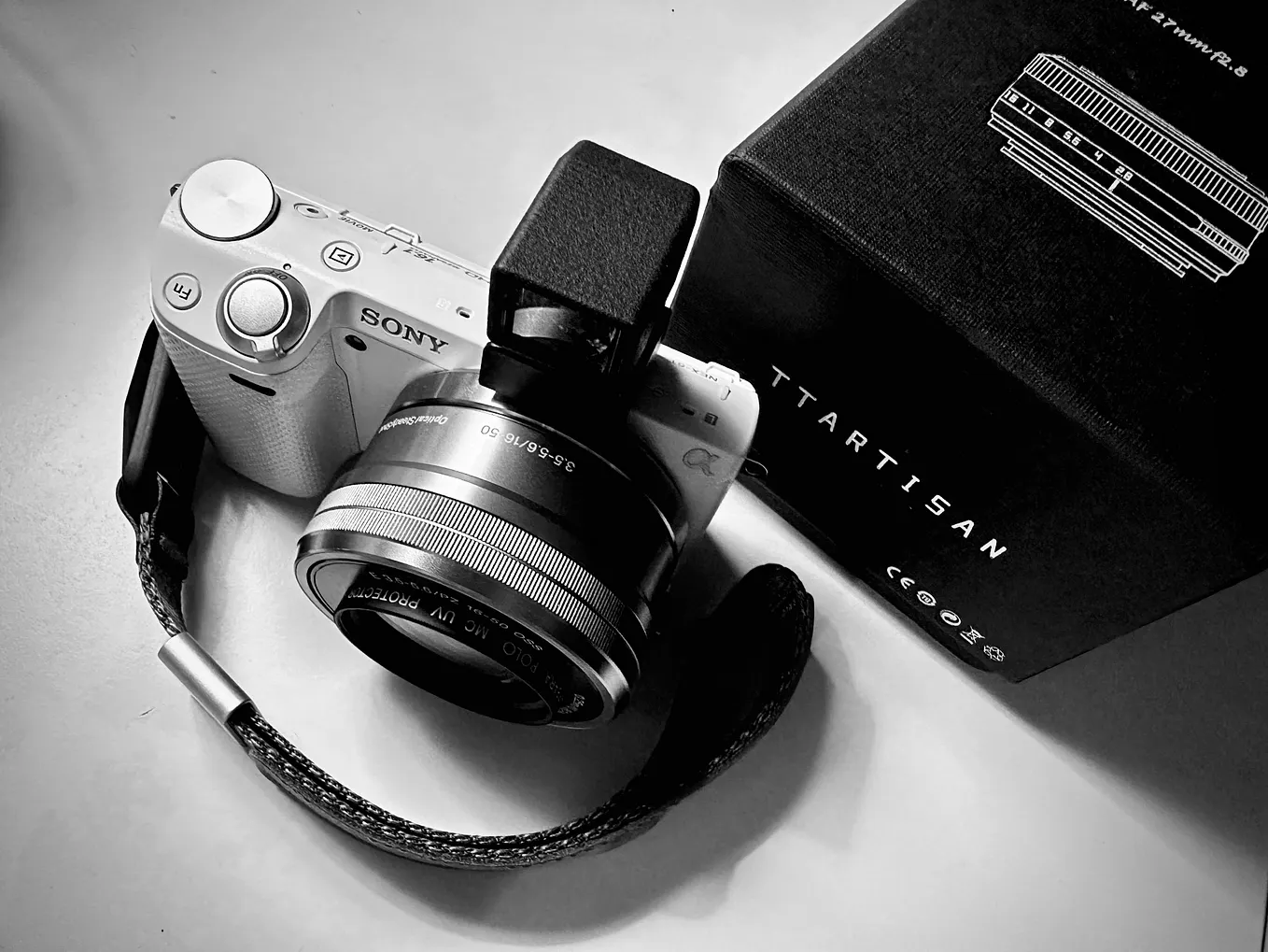 Rollei XF35 sonnar f2.3 40mm ローライ XF 35 / ゾナー40mm F2.3