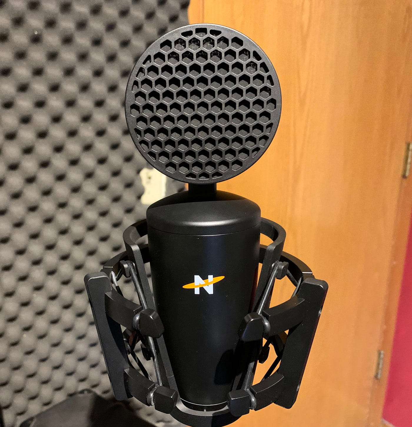 Neat Microphones King Bee II XLR Mic Review | by Alex Rowe | Medium