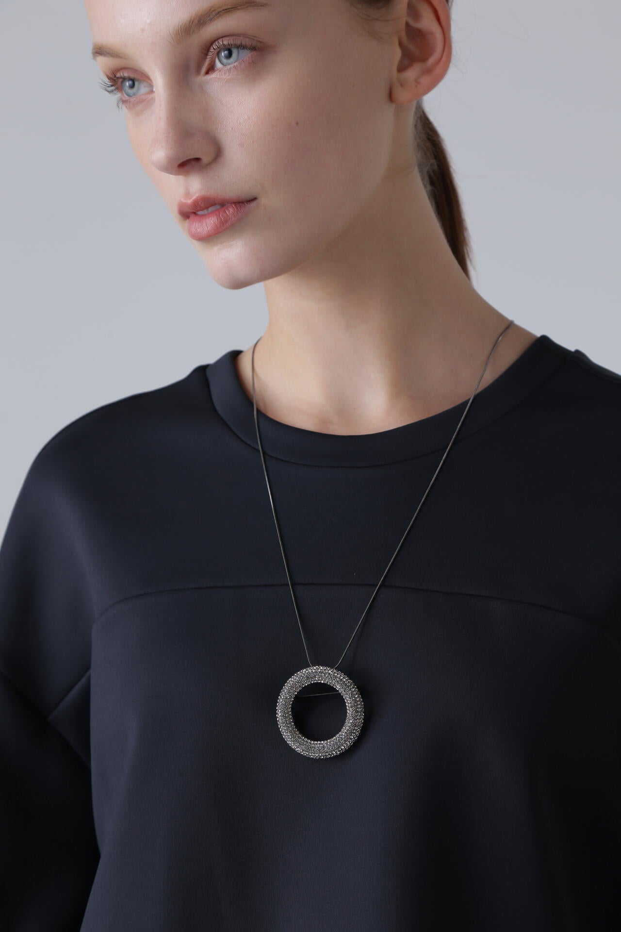 クリスタルシェイドサークルブローチ | ADORE（アドーア） ｜【公式