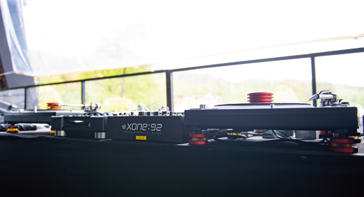 Decoupling Feet For Turntables（受注停止中） - DMSD -ミックス