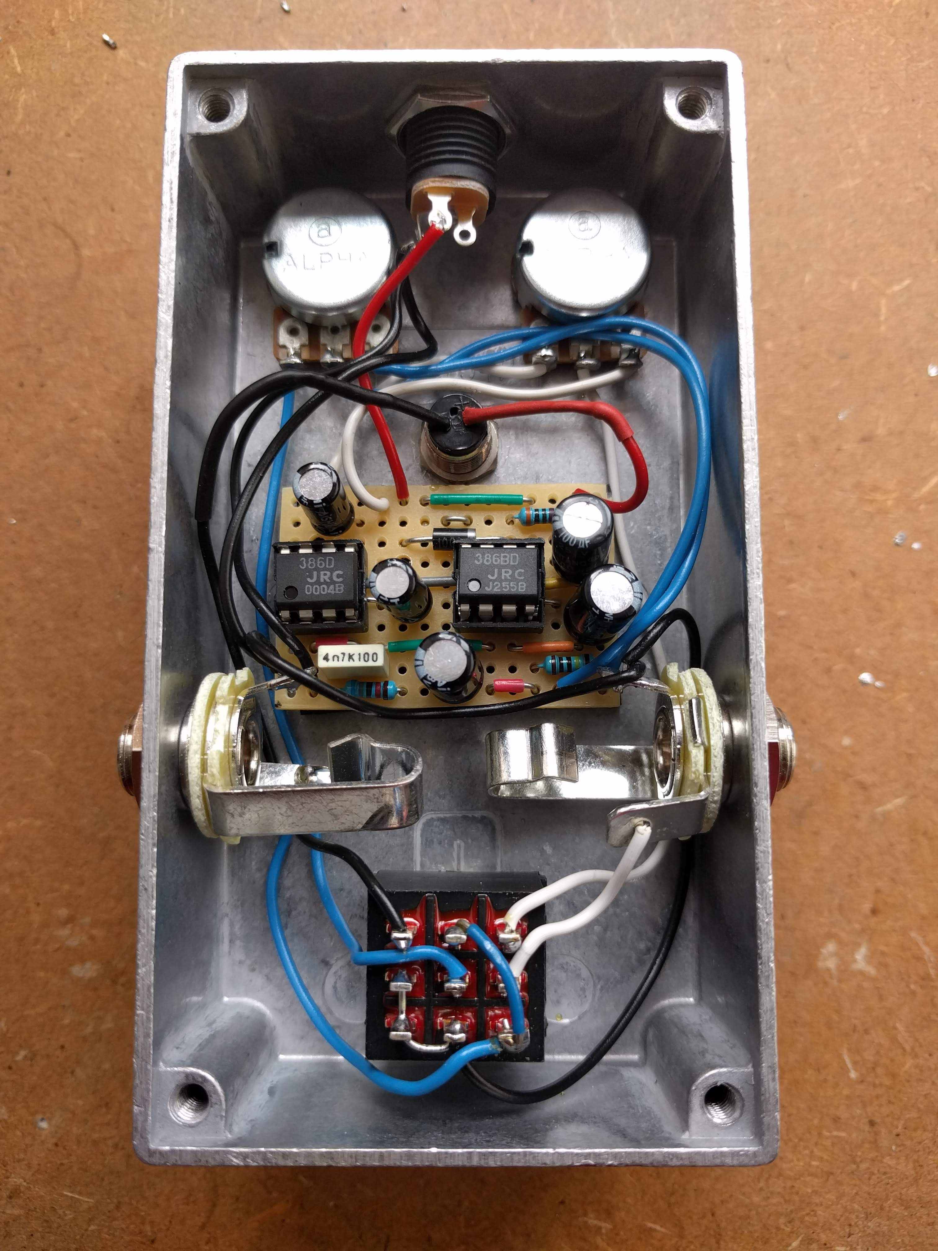 T-VIXEN」EarthQuaker Acapulco Gold 自作MOD T-VIXEN」EarthQuaker