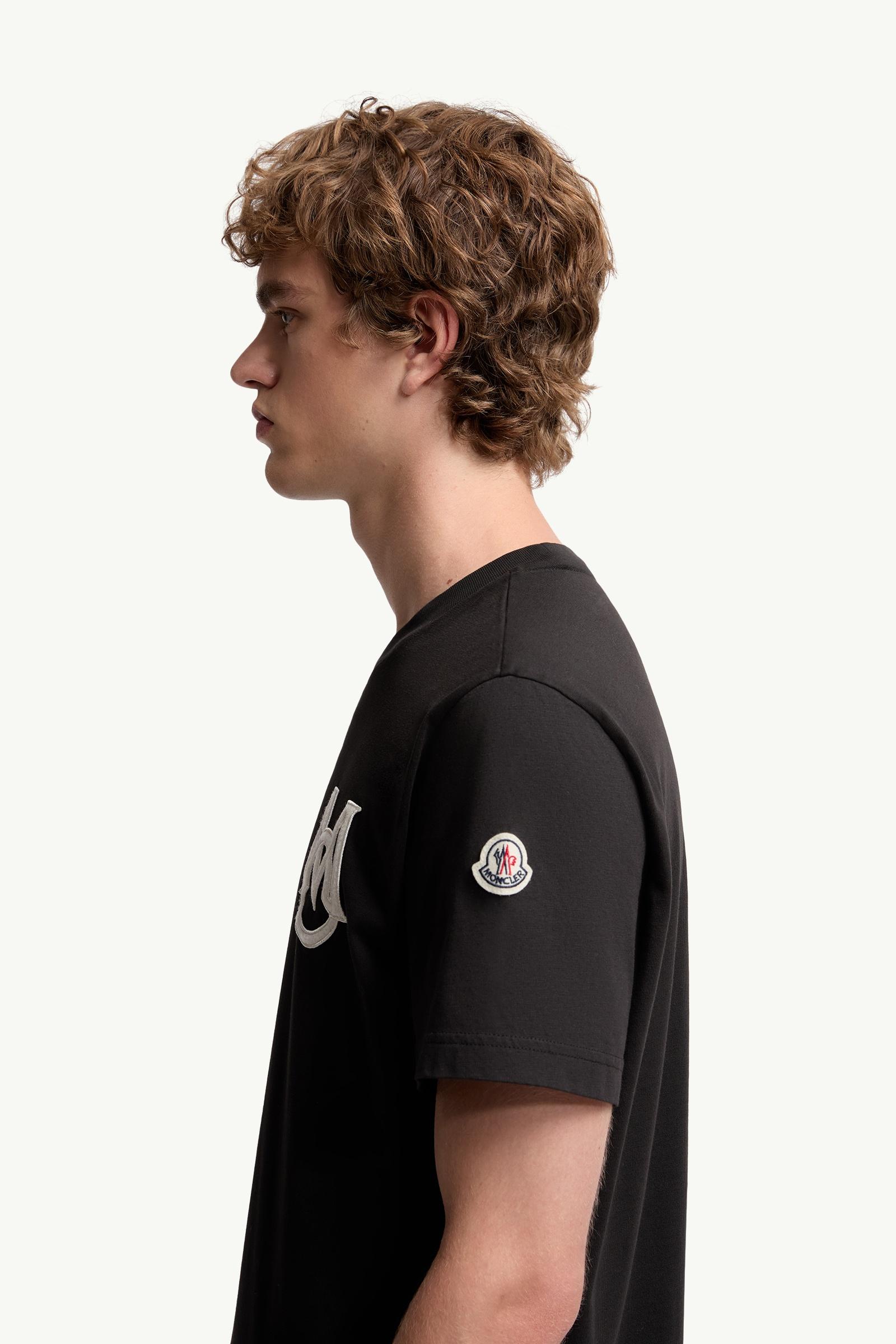 Black Monogram Cotton T-Shirt - Polos & T-shirts for Men | Moncler US