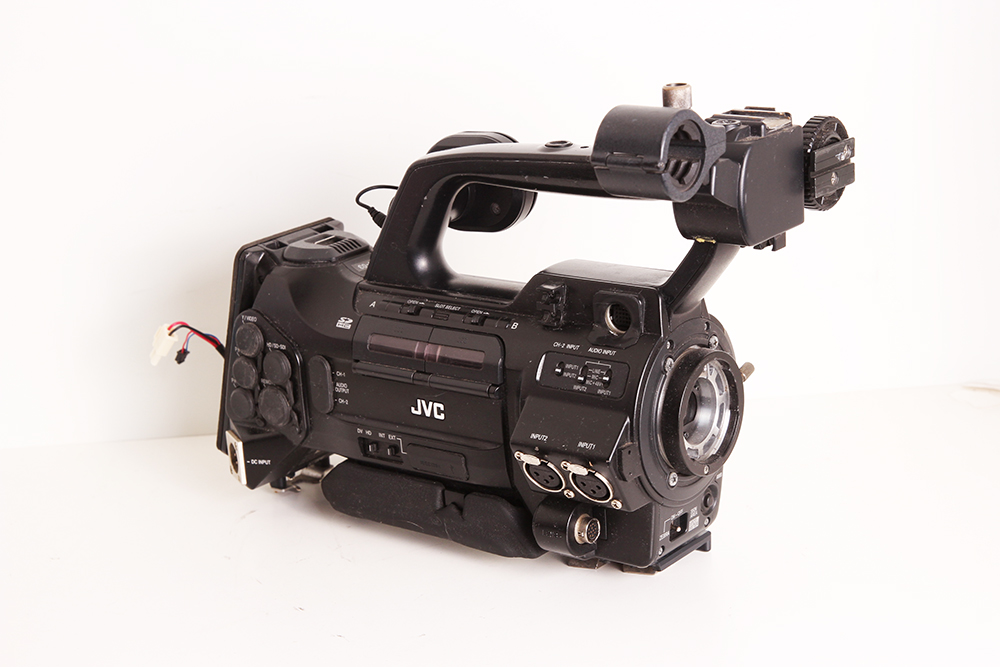 JVC GY-HM700 業務用ビデオカメラ HDメモリーカードカメラレコーダーGY