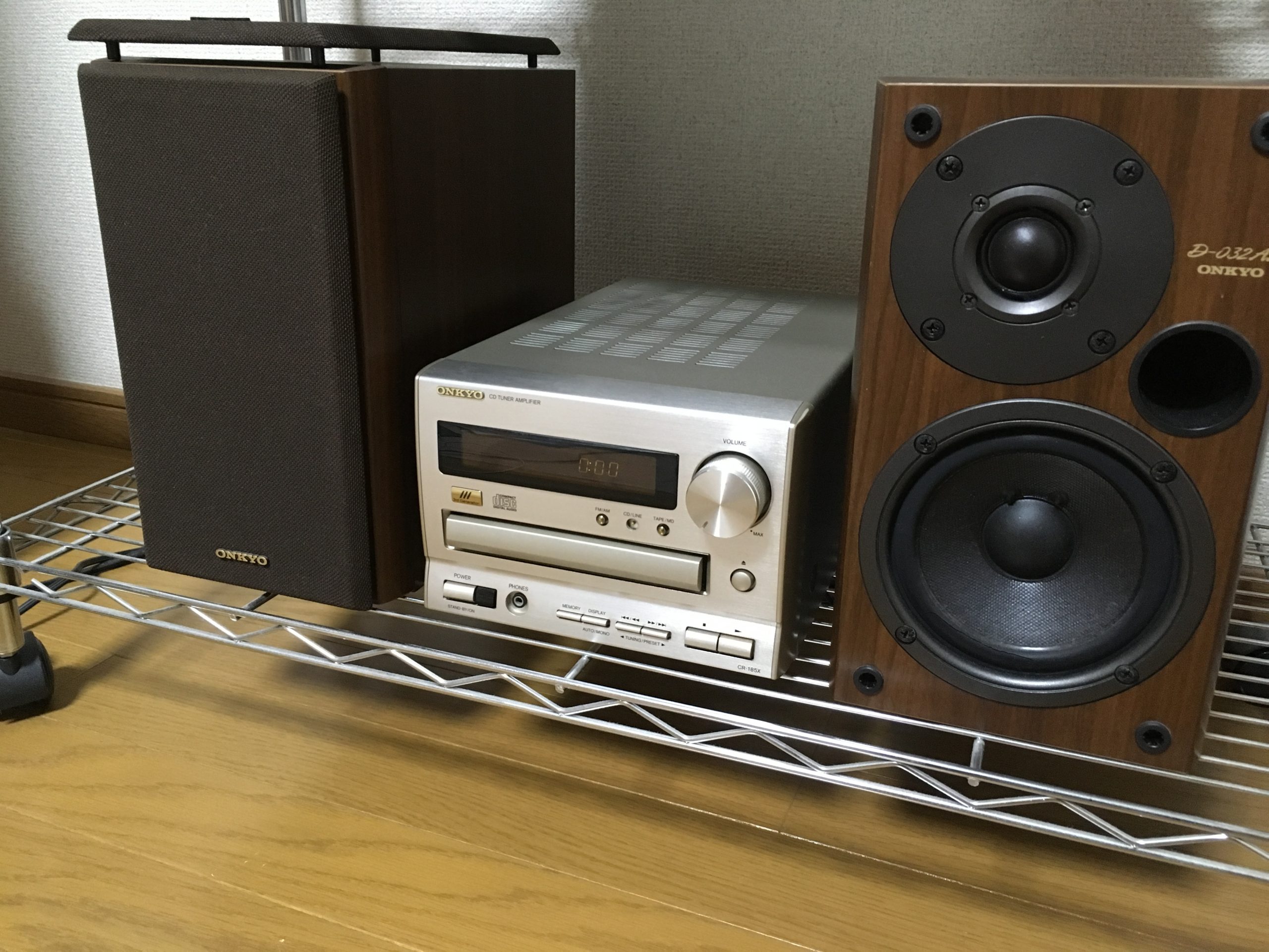 ONKYO INTEC 185 | MONO-Chronicle