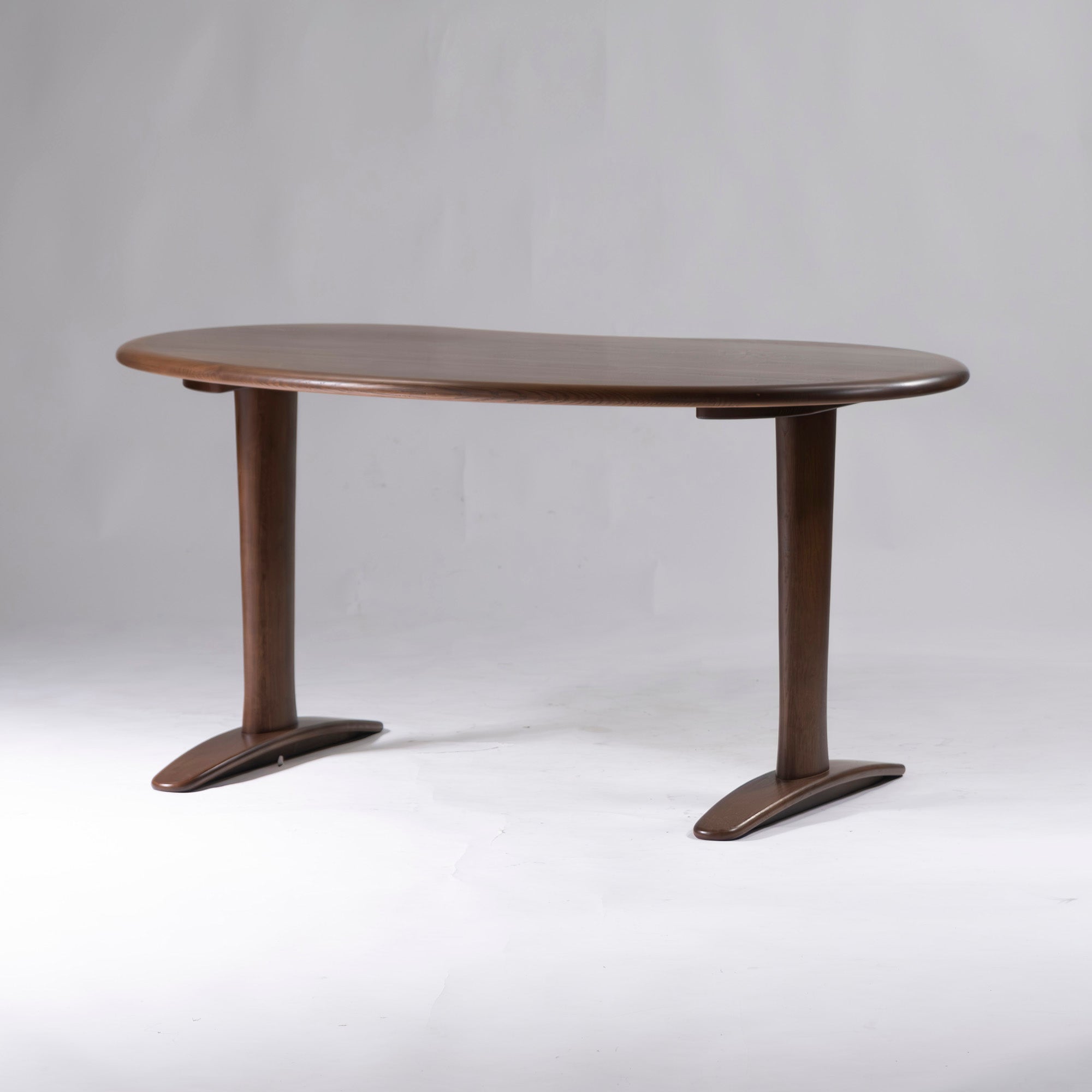 HR111 キツツキ 飛騨産業 ダイニングテーブル 円卓 食卓テーブル 丸机