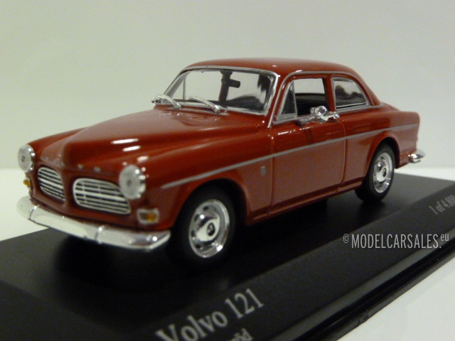 MINICHAMPS✪Volvo 121 レッド1:43 Volvo 121 Amazon Red (korsbarsrod