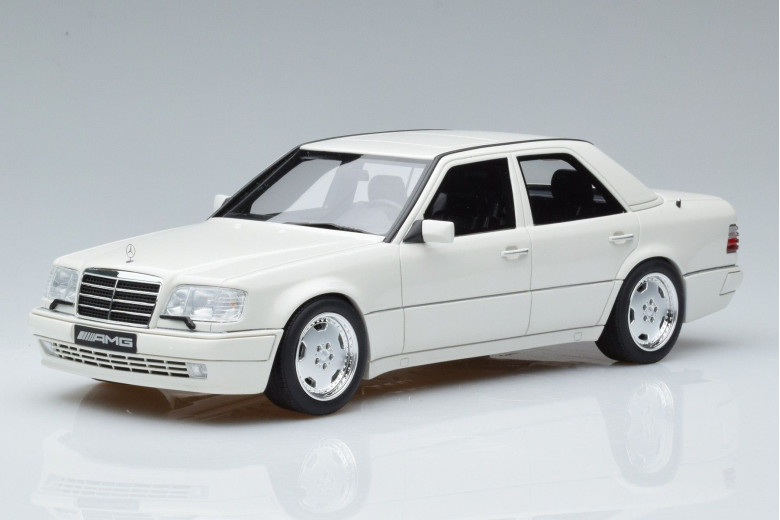 ミニカー OTTO Mercedes-Benz W124 1/18 E60 AMG 1/18 OTTO Mercedes