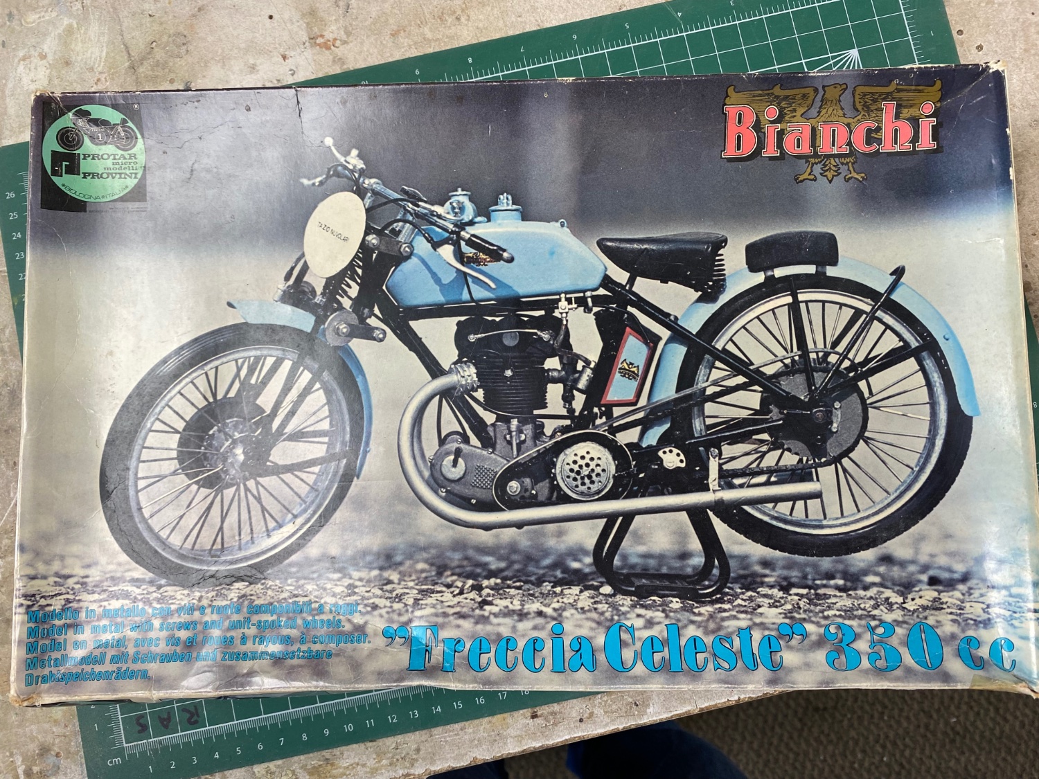 FRECCIA CELESTE 1927 Bianchi 350 cc racing motorcycle by Ras