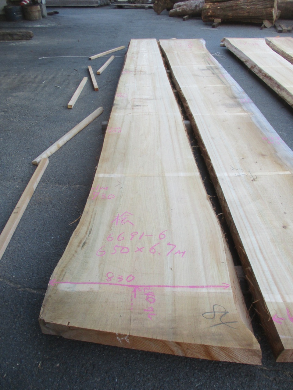 檜（ヒノキ） 和食店カウンター一枚板 | 一枚板 お取り引き実績 | 一枚