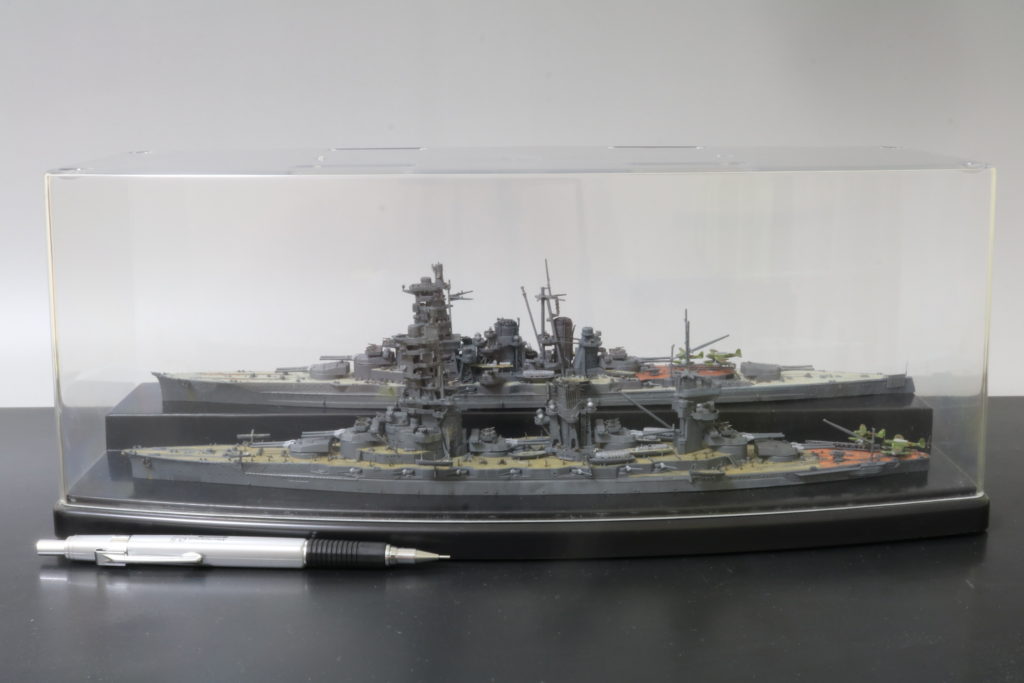 美品】艦船モデル 1/700 スケール ディスプレイケース付き 美品】艦船