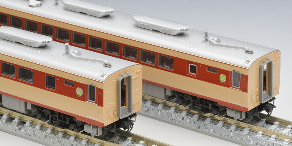 キハ82系後期型？7両 にちりん tomix ライト点灯動力動作確認済 キハ82