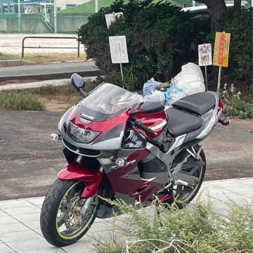 カワサキ Ninja ZX－9R BEET製マフラー バックステップ