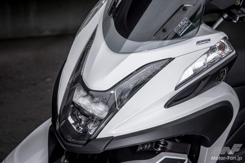 トリシティ125ヘッドライトLEDユニット