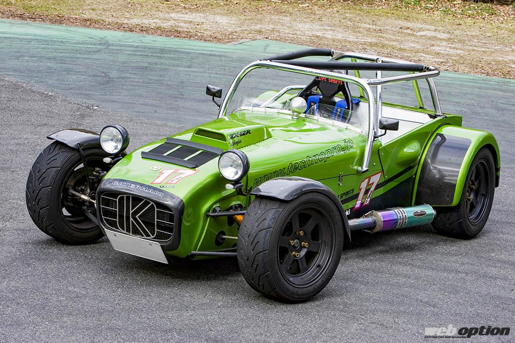 スーパーセブンにカワサキ魂を注入!?」ZX-12Rエンジンで実現した驚異の