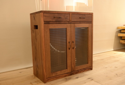 ダイスケ Cube a Stump 45cm水槽台 Cube a Stump 45センチ水槽台 無垢