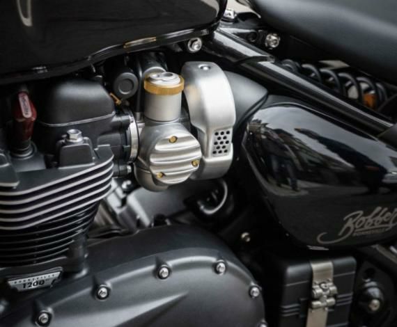 トライアンフボバー MOTONE CUSTOMS アンダーカーバー トライアンフ