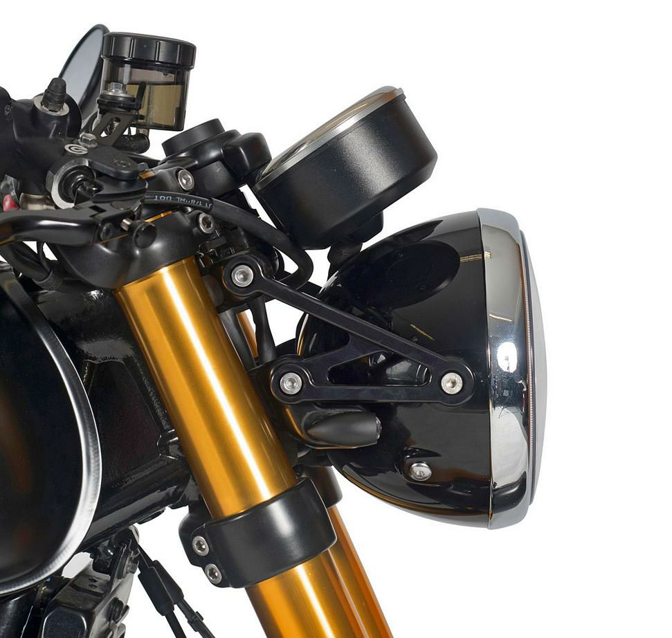 トライアンフ スラクストン1200 ヘッドライト＆スピードメーター