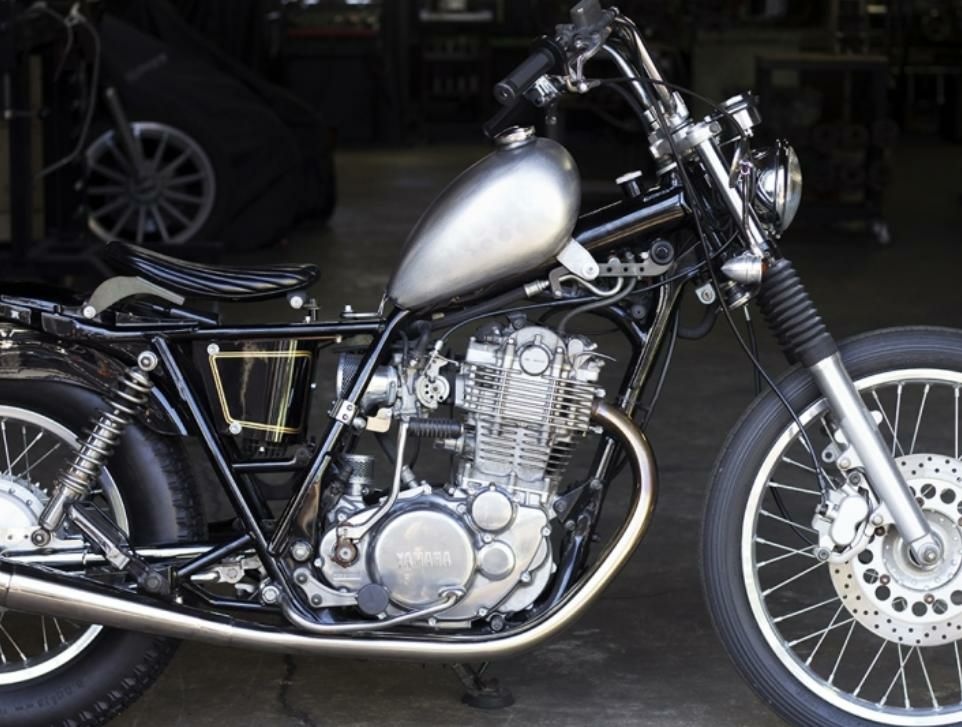 SR400 ピーナッツタンク 【公式通販】