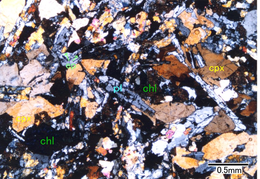 緑色岩X10クロス(城の腰) | 大鹿村中央構造線博物館