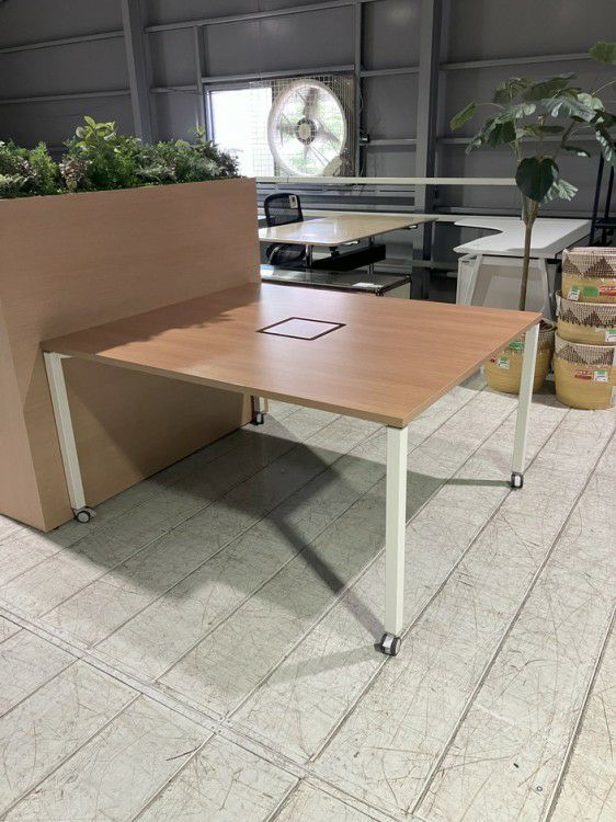 イトーキ 3200ミーティングテーブル DDZ-322HNTN| 無限堂ネットショップ