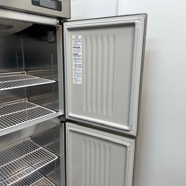 ホシザキ 縦型冷凍庫 HF-120AT-1 | 無限堂厨房ネットショップ