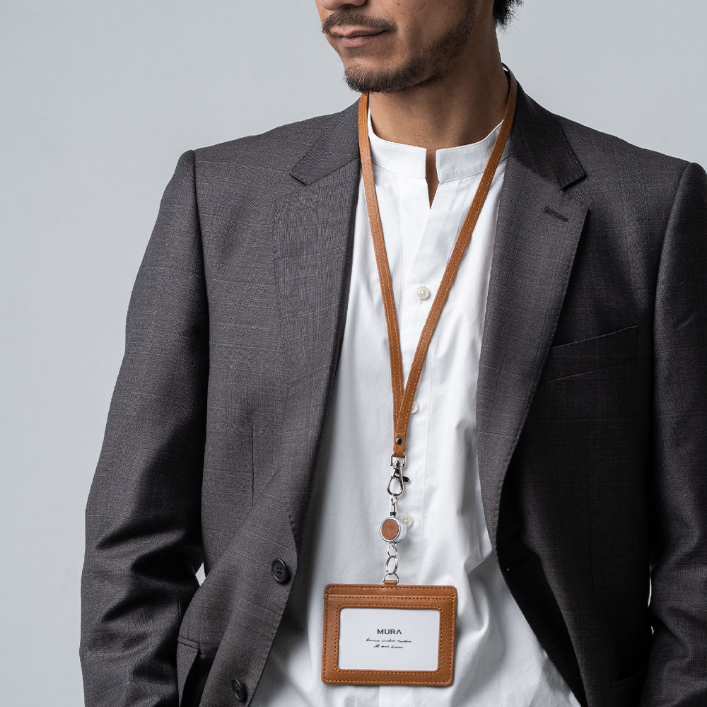 牛本革 ネックストラップ付 伸縮リール IDカードケース – MURA-ムラ