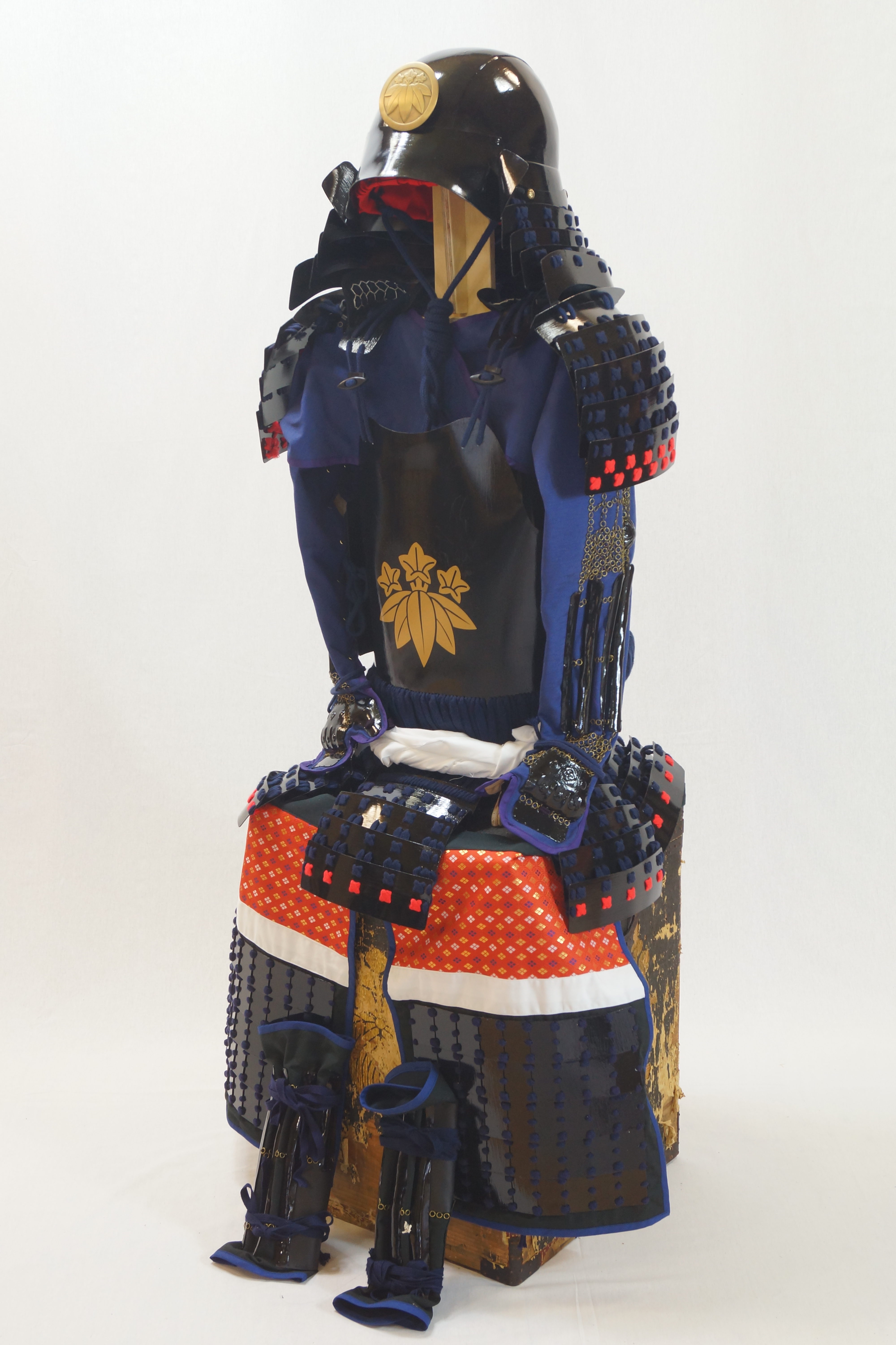 141【笹竜胆家紋前立江戸時代】 甲冑本歌武具兜鎧江戸戦国具足