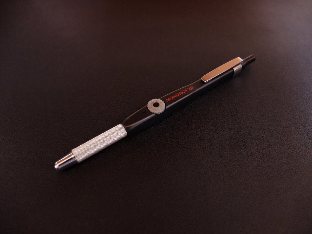 Tombow MONOTECH 2.0 トンボ鉛筆 モノテック2.0 というホルダー