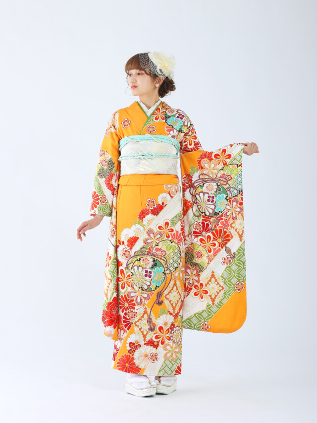 FURISODE ARCの振袖 /オレンジ色/朱色/古典/菊柄/ てふてふ【19-882