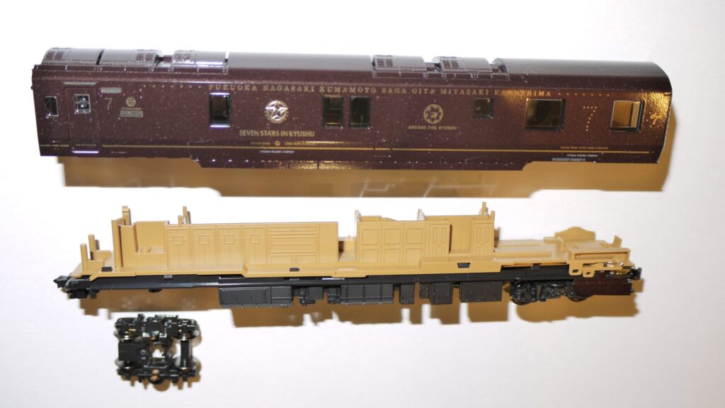 KATO クルーズトレイン「ななつ星in九州」 レビューその2（品番：10