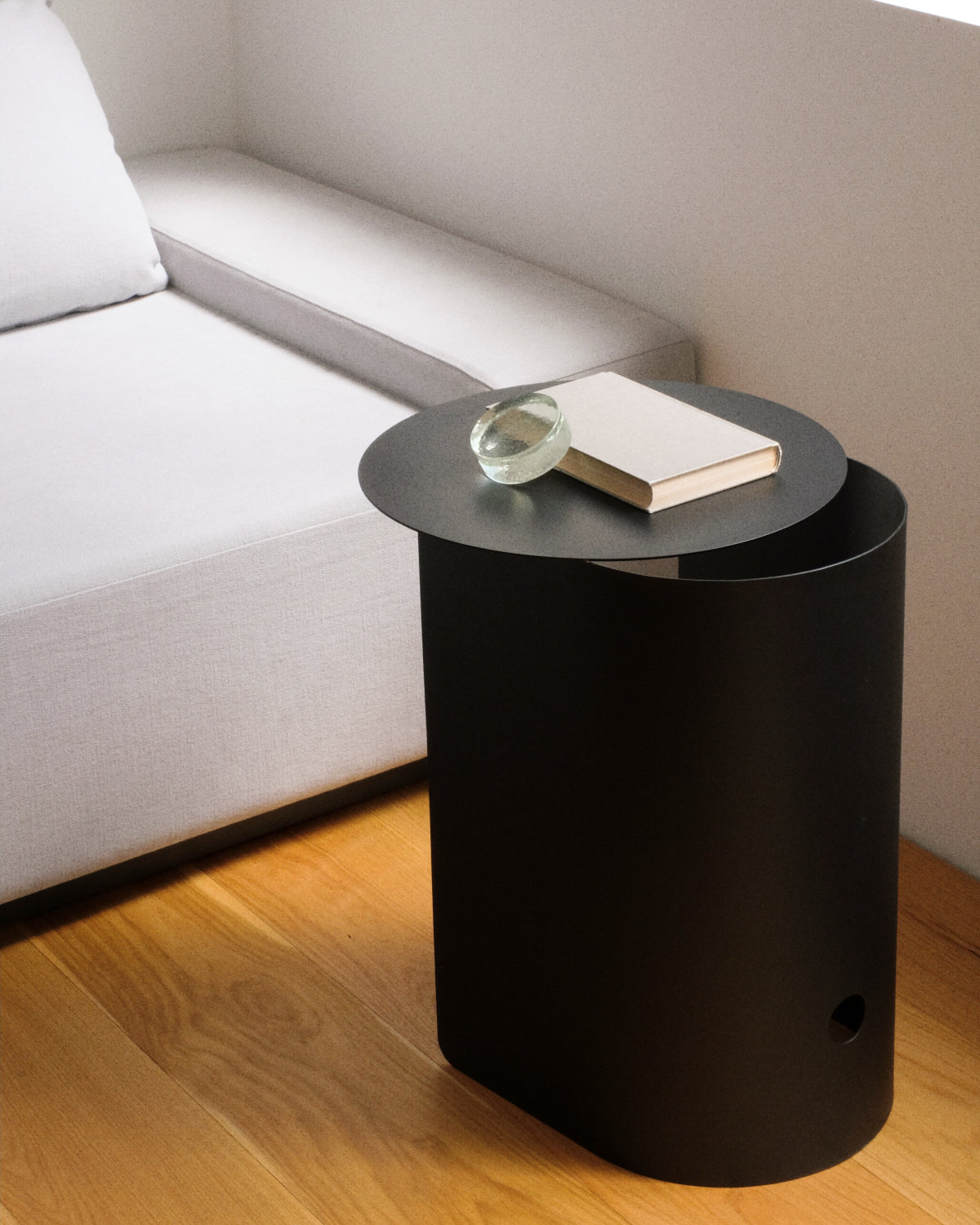 N2 interior】stainless side table Amazon.com: Modern Stainless