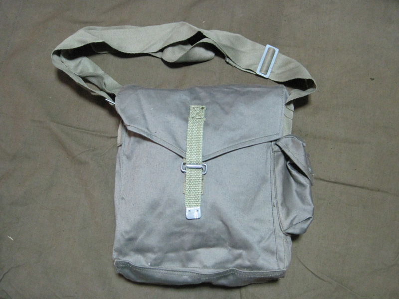 ソ連軍代用に最適 ～ ポーランド軍 SzM-41M ガスマスク (実物)│ナナシ