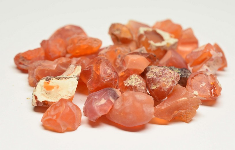 青い斑の浮かぶ魅力的なオレンジオパール74.5ct/ファイアオパール/鉱物