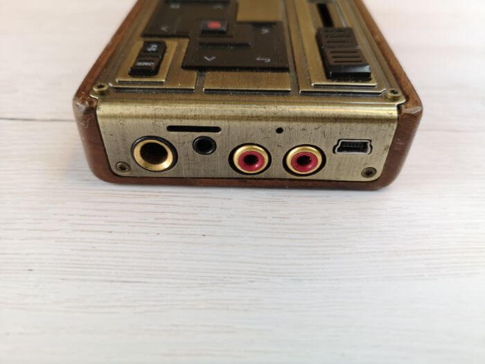 美品 Colorfly C4 Pro 32GB 付属品全て有 カタログ付き 美品 Colorfly C4