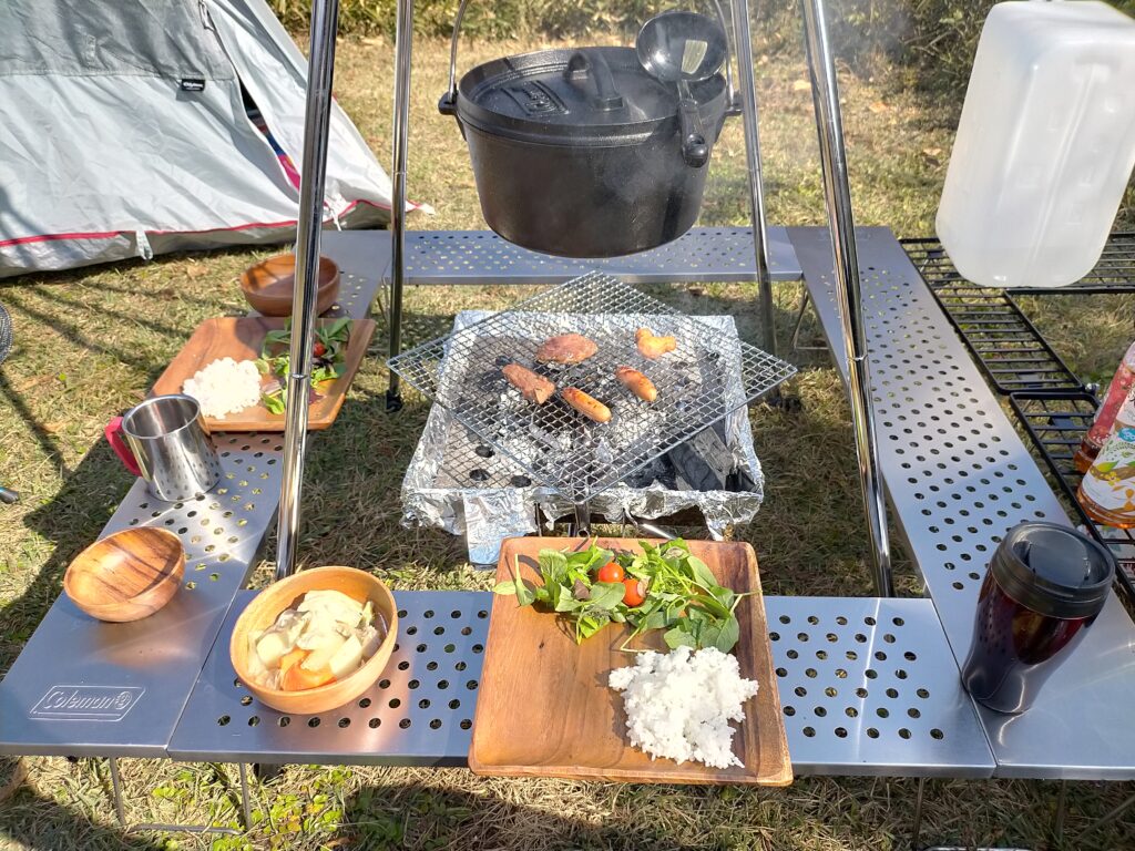 コールマン ファイアープレイステーブル 焚き火台 キャンプテーブル