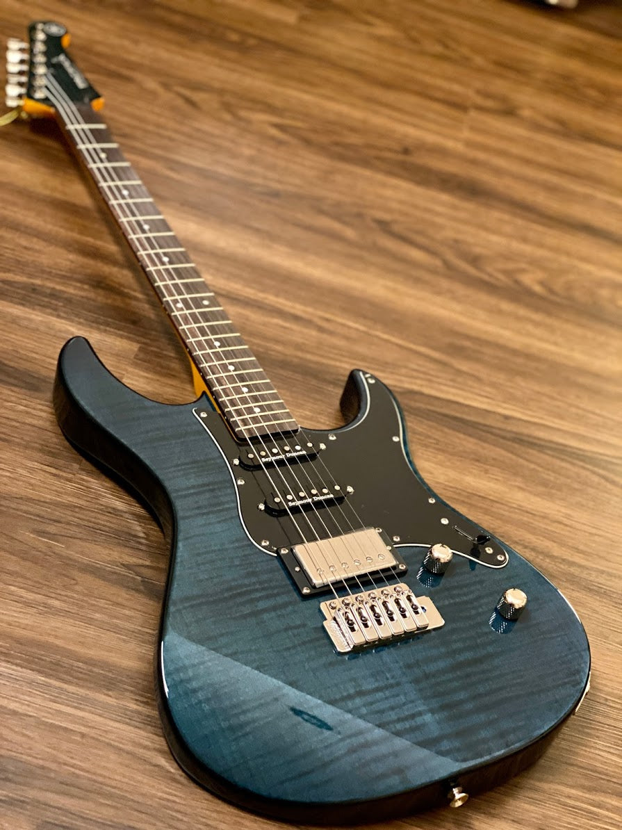 Yamaha Pacifica PAC612VII Flame Maple in Indigo Blue