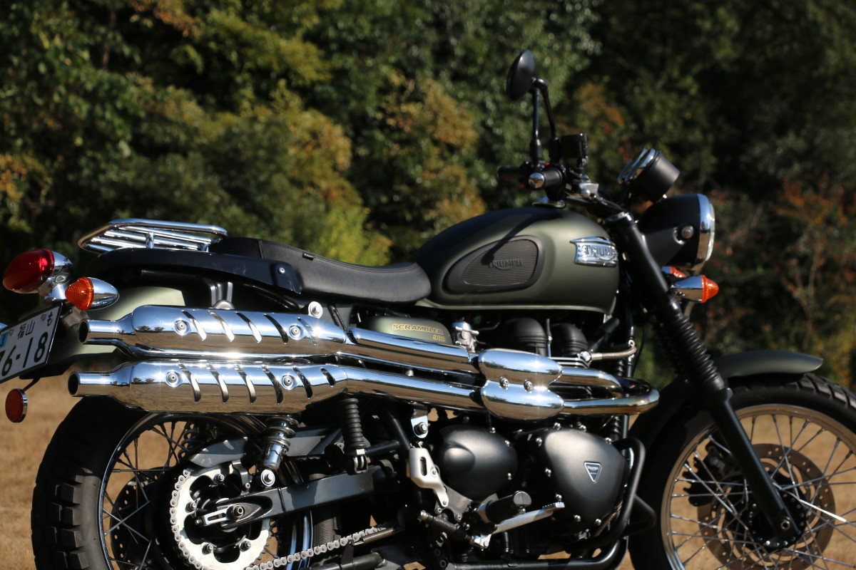トライアンフTRIUMPHアルミタンク ボンネビル スラクストン スクランブラー